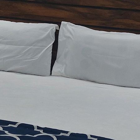 Gulshan Guest House קראצ'י מראה חיצוני תמונה